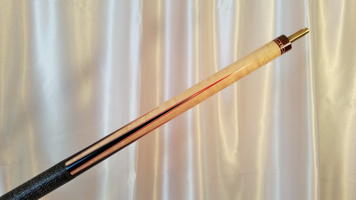 Very Rare Lucasi Cue for sale. We buy and sell rare/vintage cues.