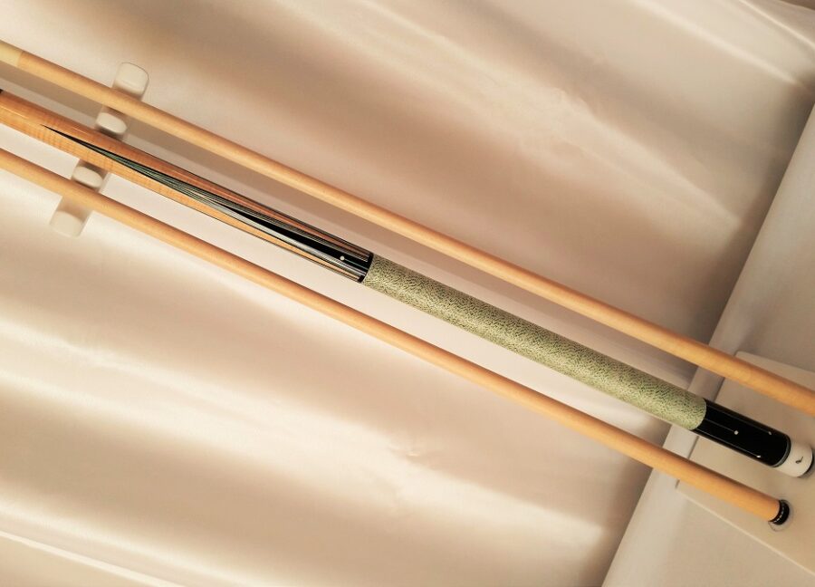 Dzuricky Custom Cue - Image 3