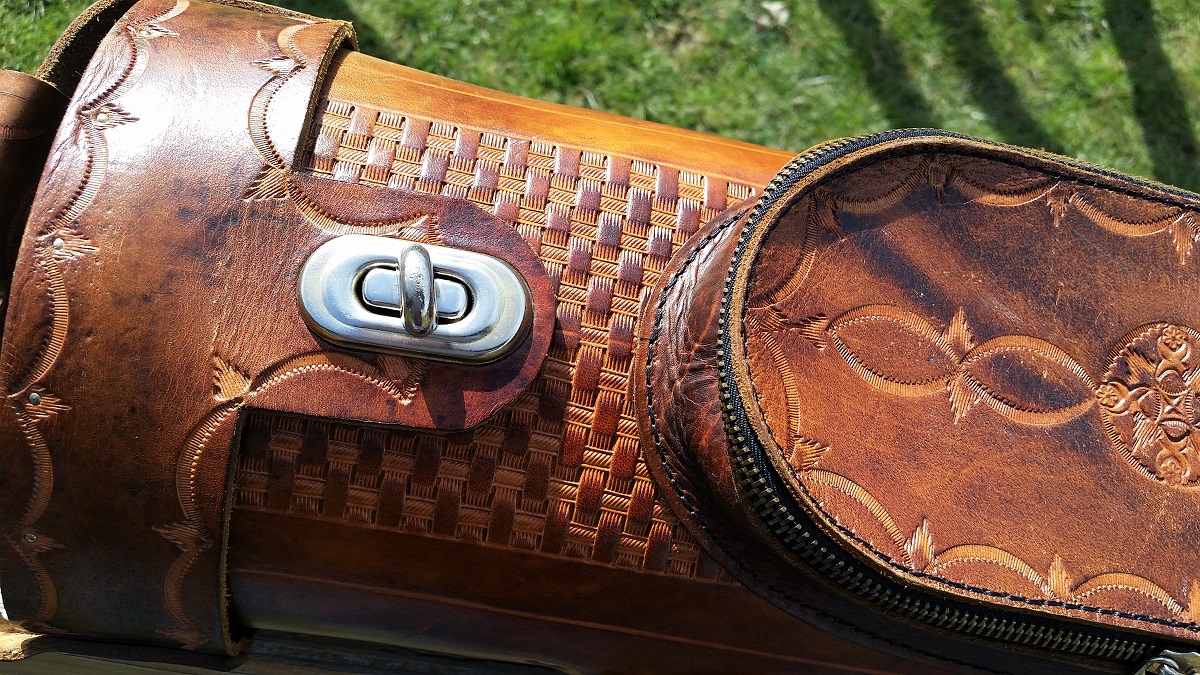 Dennis Swift 4x8 Custom Leather Pool Cue Case For Sale