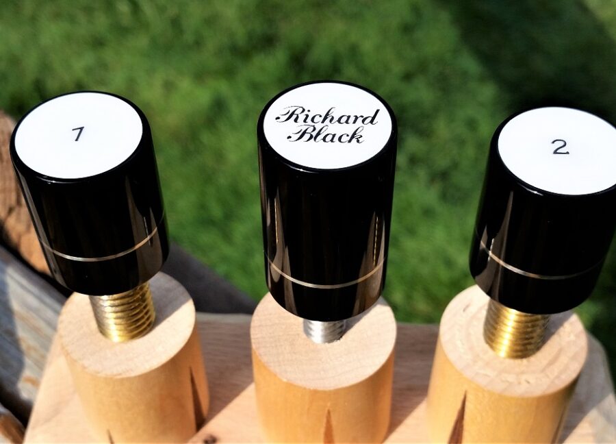 Joint Protectors / Richard Black - Image 4