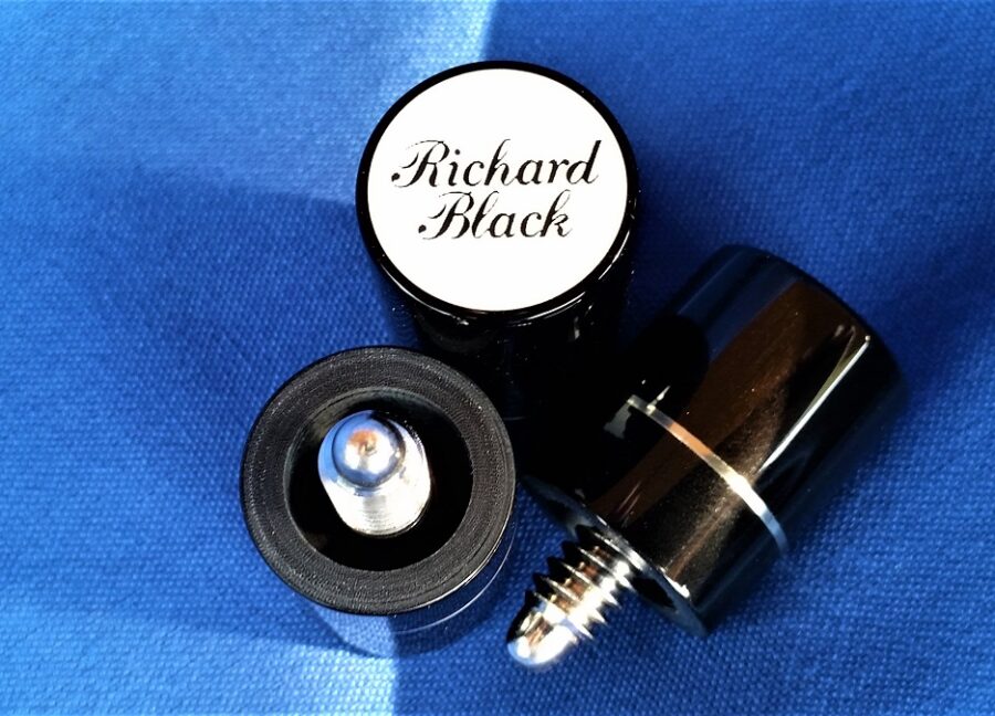 Joint Protectors / Richard Black - Image 6