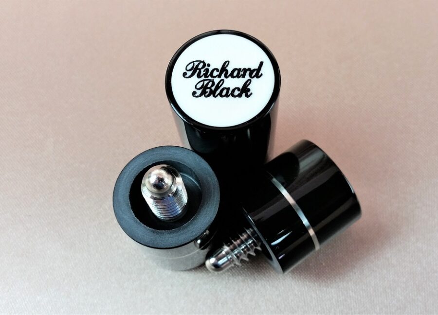 Joint Protectors / Richard Black Script - Image 6