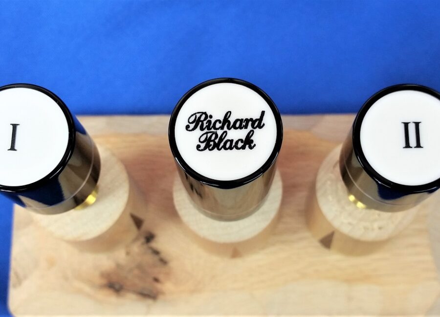 Joint Protectors / Richard Black Script - Image 8