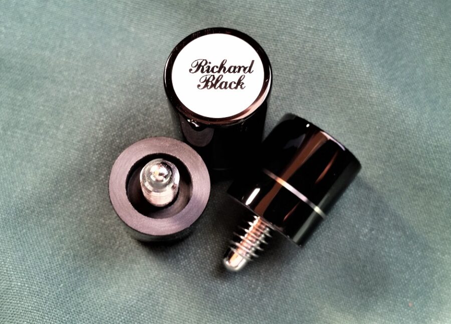 Joint Protectors / Richard Black - Image 6