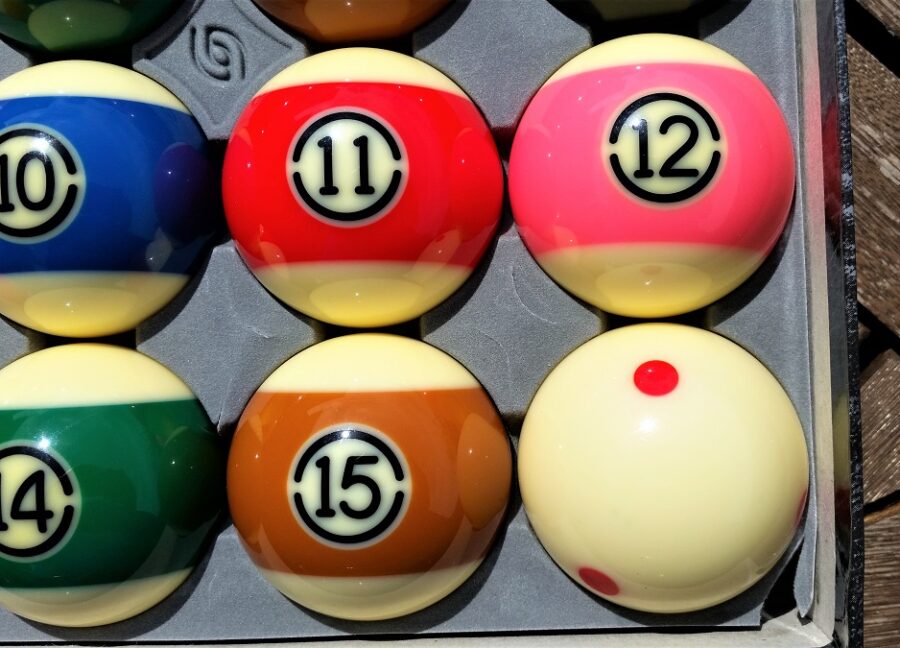 Aramith TV Tournament Pool Balls - Image 8