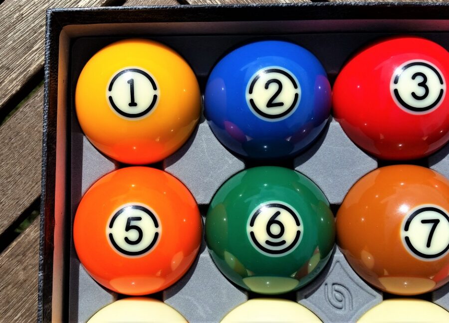Aramith TV Tournament Pool Balls - Image 5