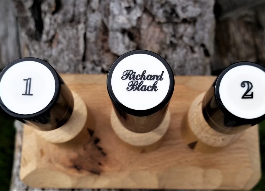 Joint Protectors / Richard Black - Image 4