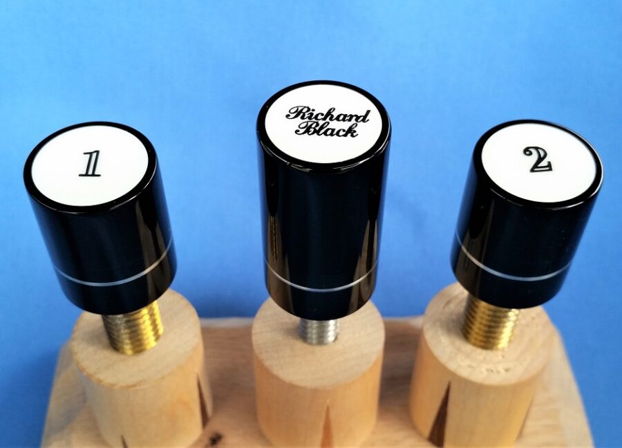 Joint Protectors / Richard Black - Image 10